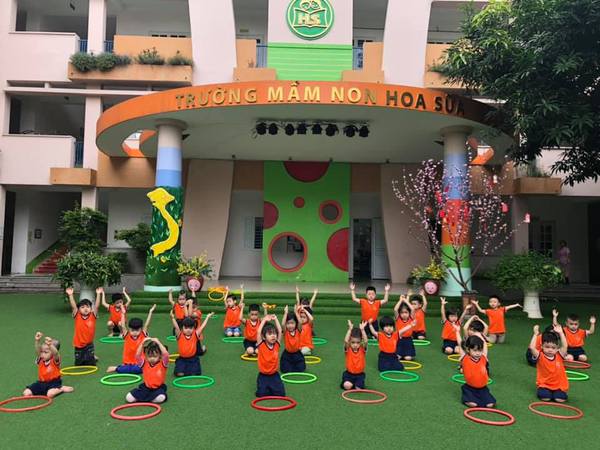 Các bé MG bé Hoa Sữa ơi, chúng mình cùng hát và vận động với cô nào!