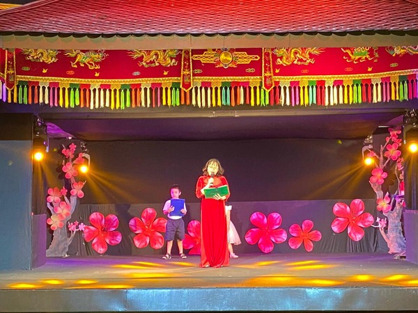  Yêu mãi mái trường Hoa Sữa nhé. 