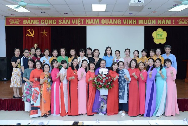 HỘI NGHỊ CÁN BỘ CÔNG CHỨC - VIÊN CHỨC  NĂM HỌC 2023-2024 CỦA TRƯỜNG MẦM NON HOA SỮA