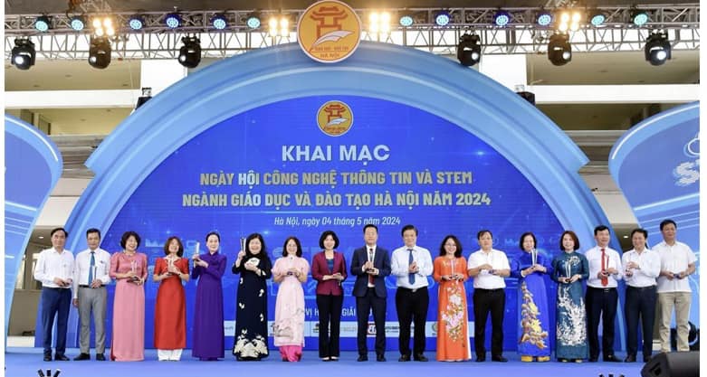 🌈☀️🎉TRƯỜNG MẦM NON HOA SỮA THAM GIA NGÀY HỘI CÔNG NGHỆ THÔNG TIN VÀ STEM NGÀNH GIÁO DỤC HÀ NỘI