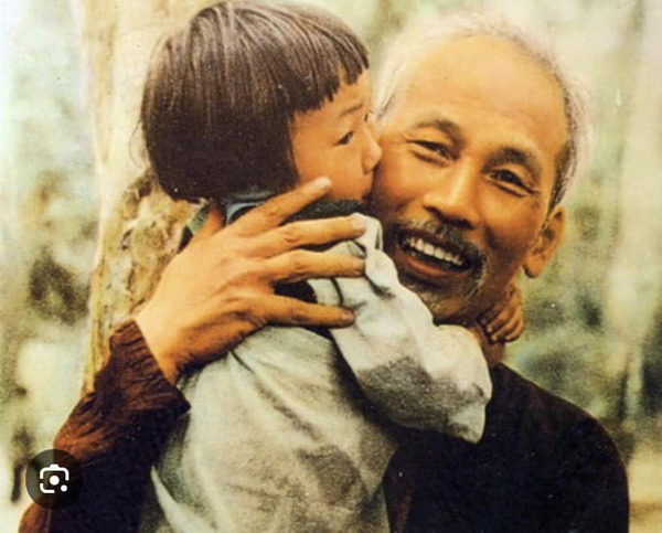 CHÀO MỪNG NGÀY SINH NHẬT BÁC HỒ